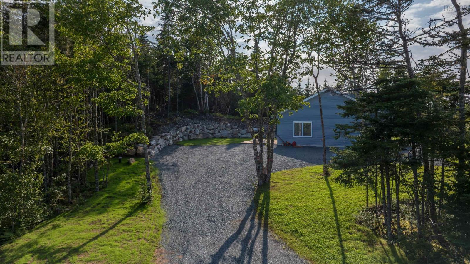 10546 Highway 7 Highway Property Photo 6