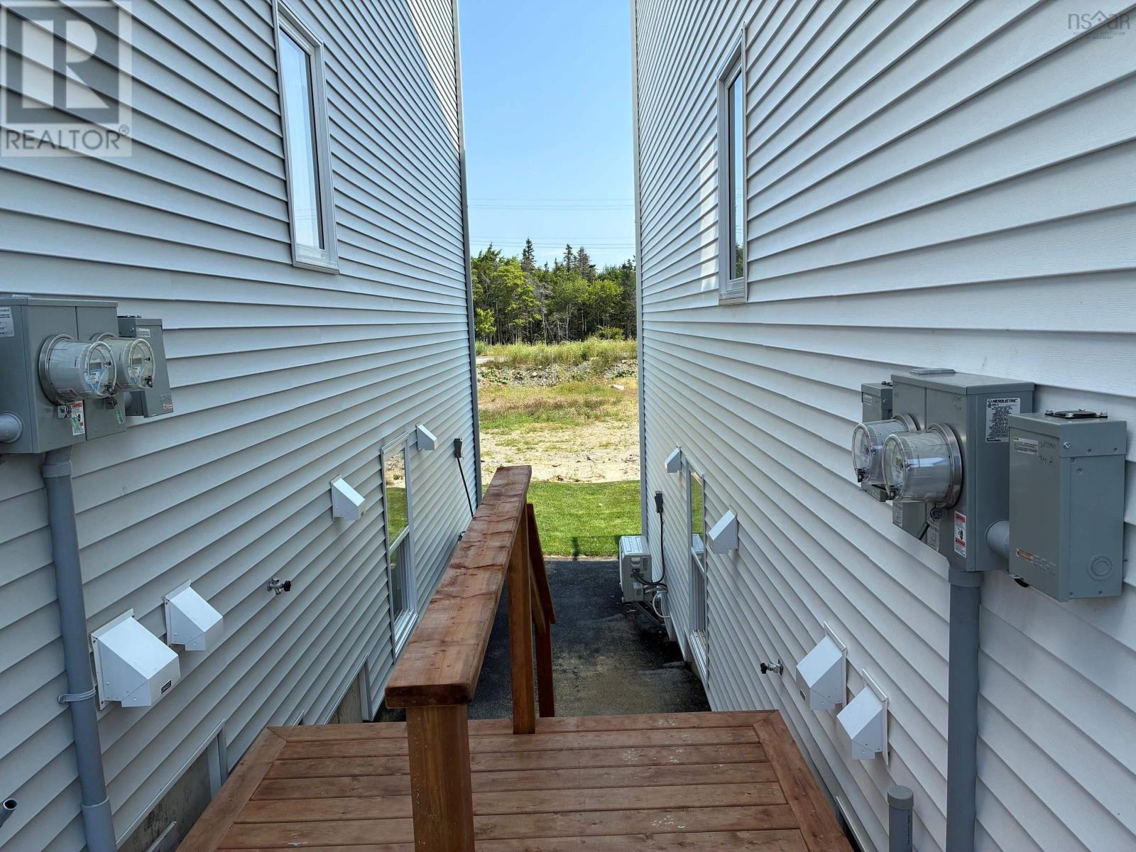 34 Berm Street Property Photo 2