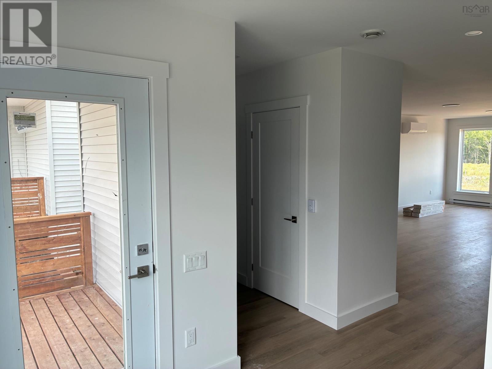 34 Berm Street Property Photo 9