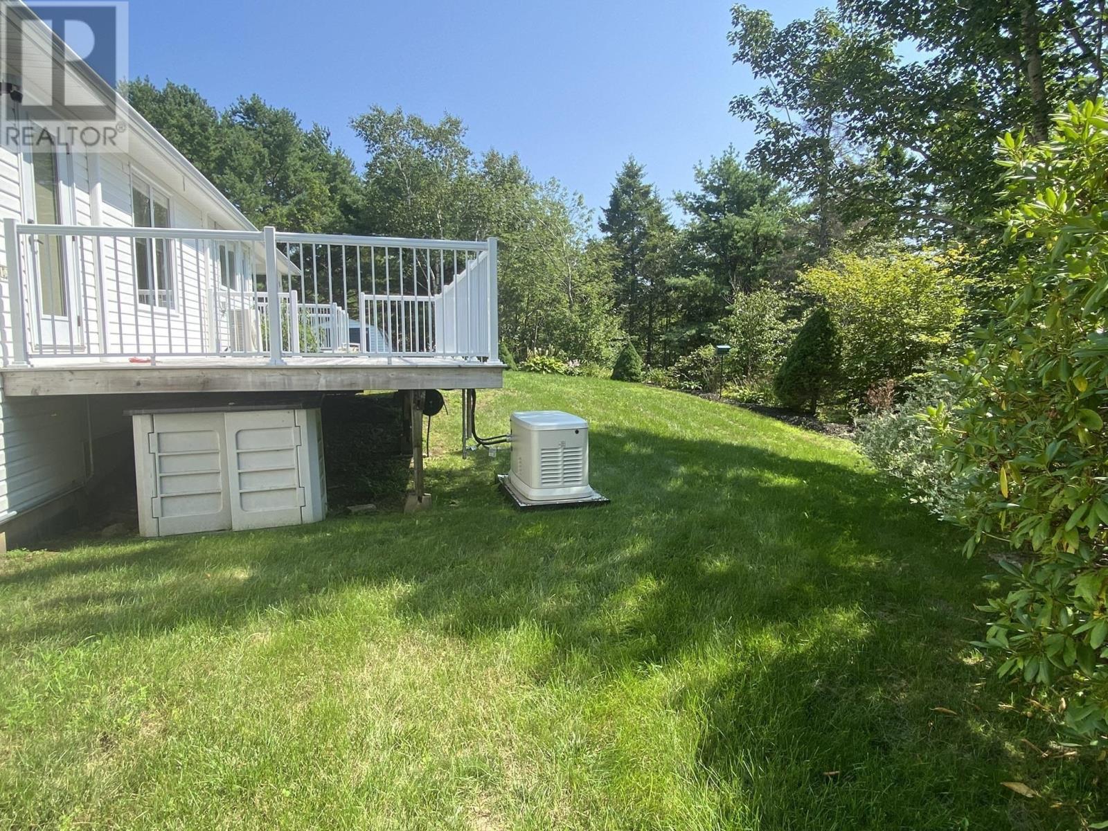 215 Westwood Boulevard Property Photo 47
