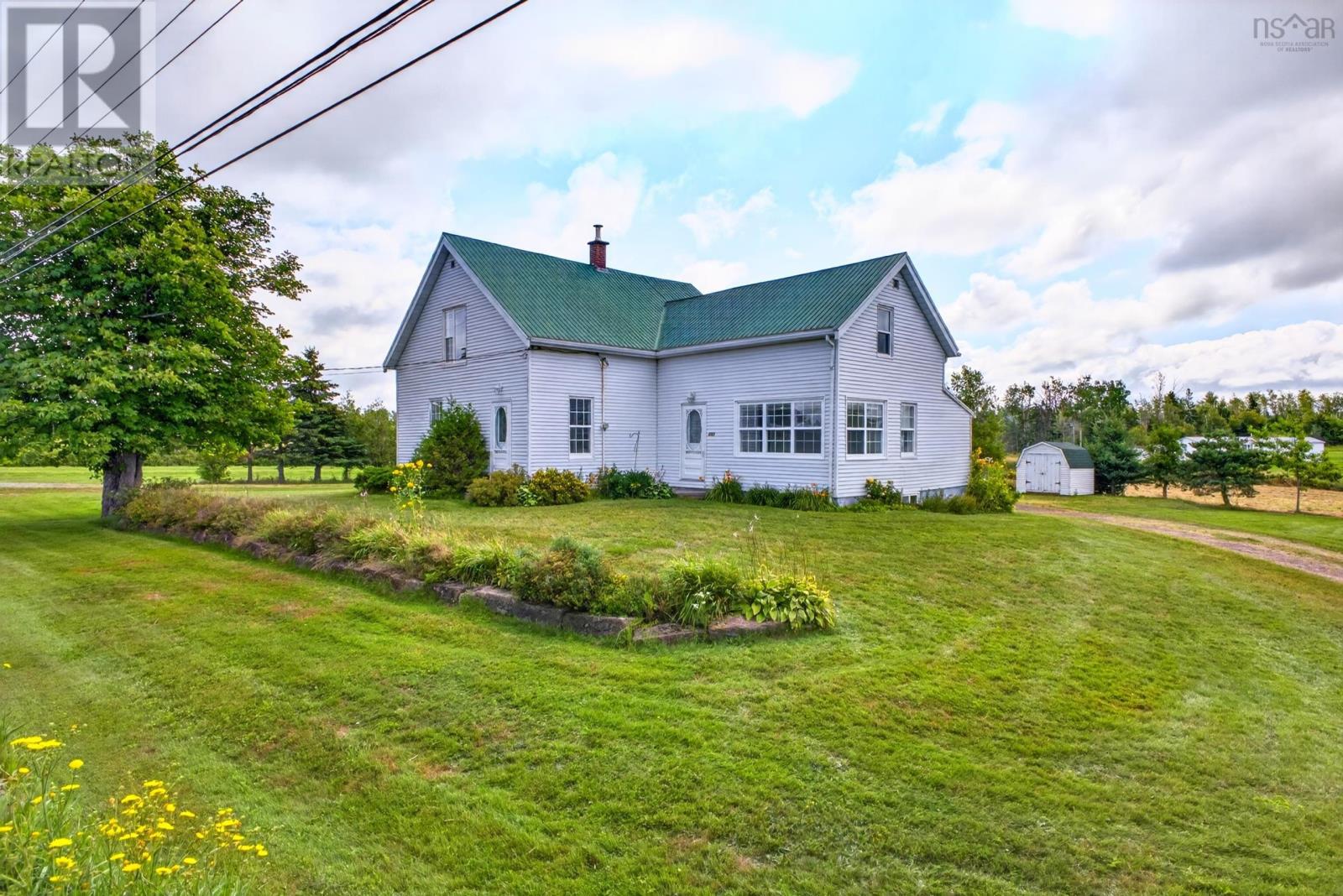 4302 Highway 6 Property Photo 1