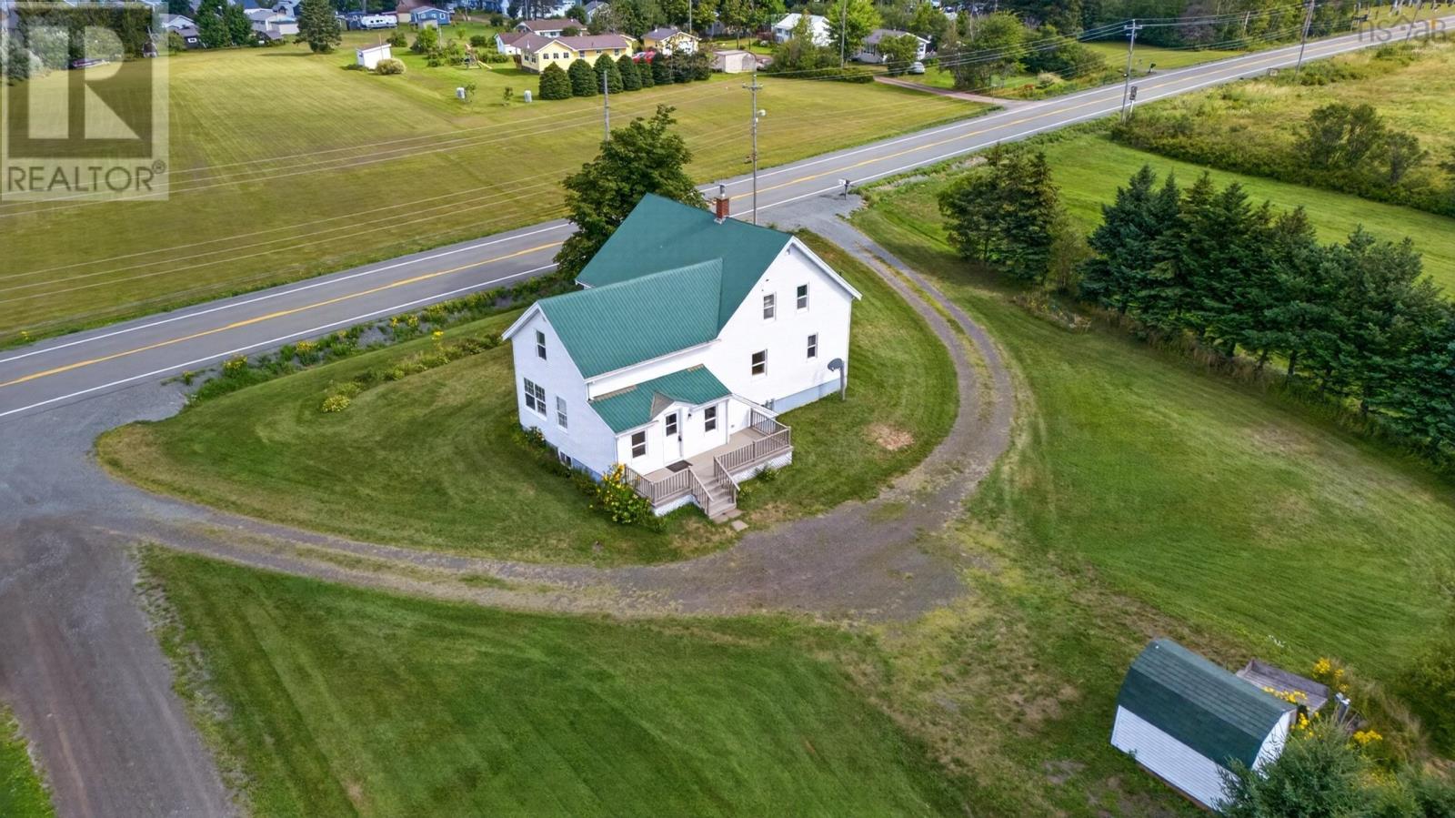 4302 Highway 6 Property Photo 4