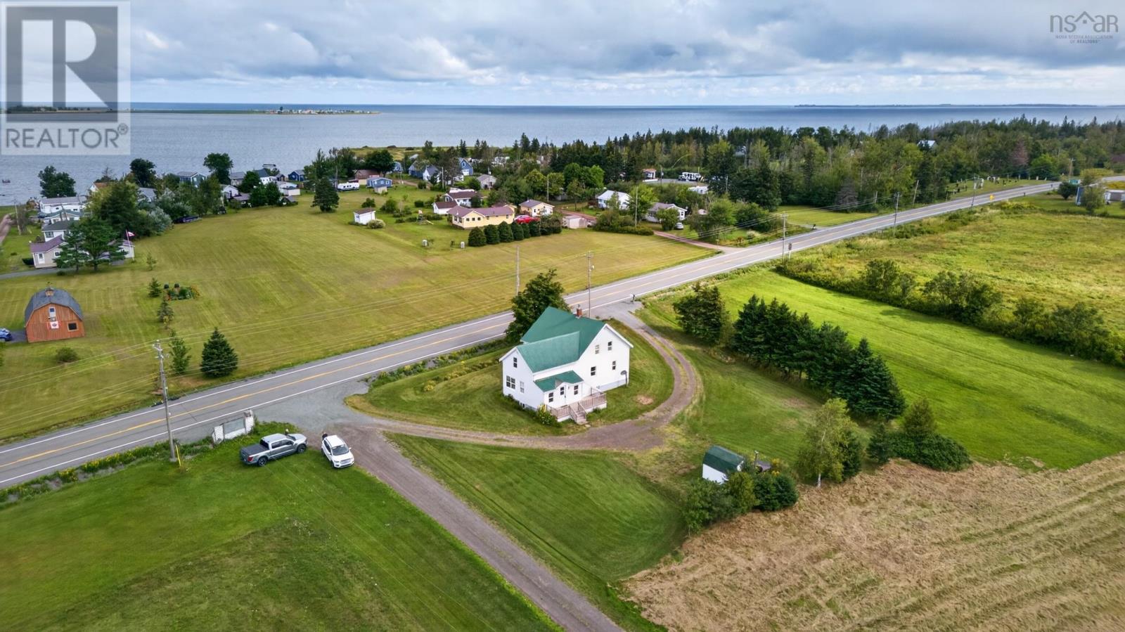 4302 Highway 6 Property Photo 5