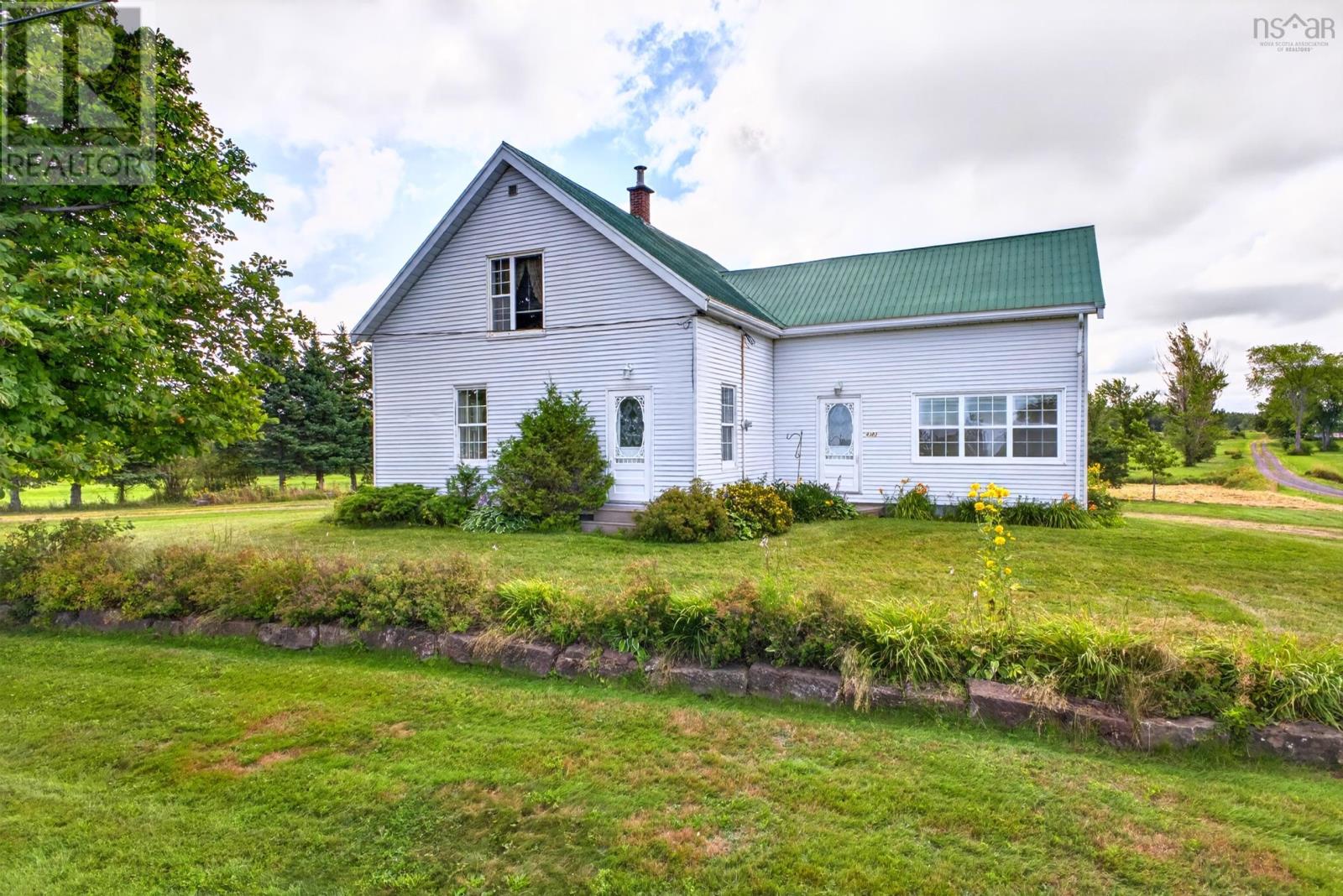 4302 Highway 6 Property Photo 10