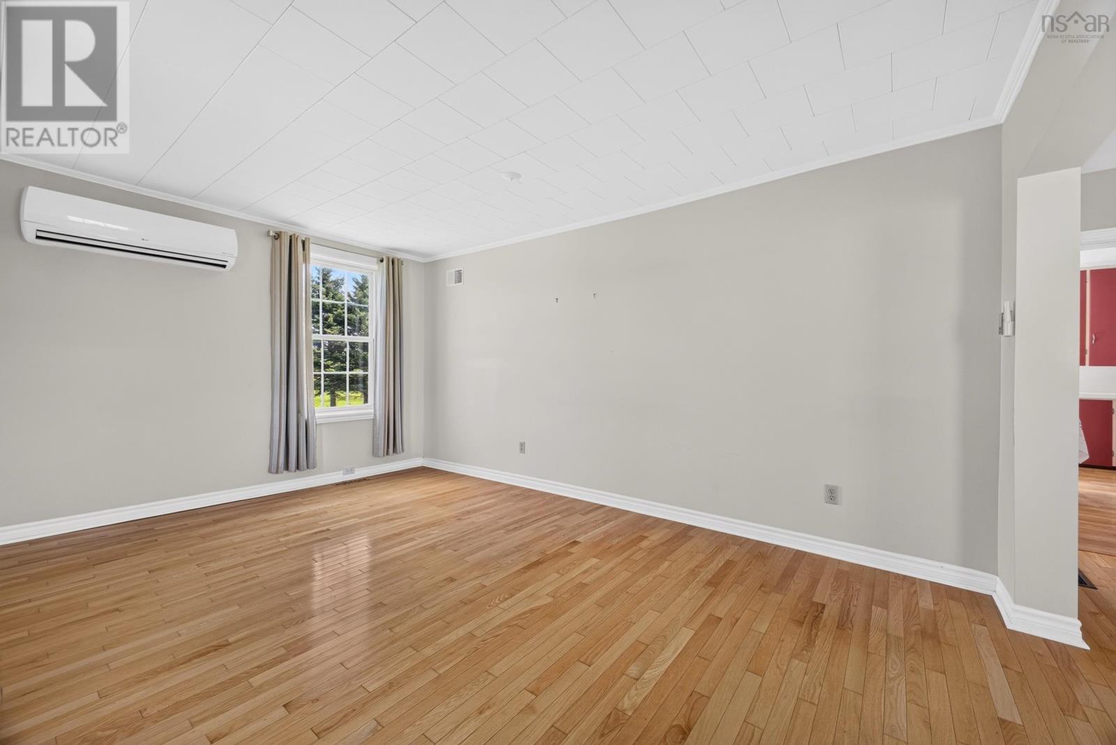 4302 Highway 6 Property Photo 11