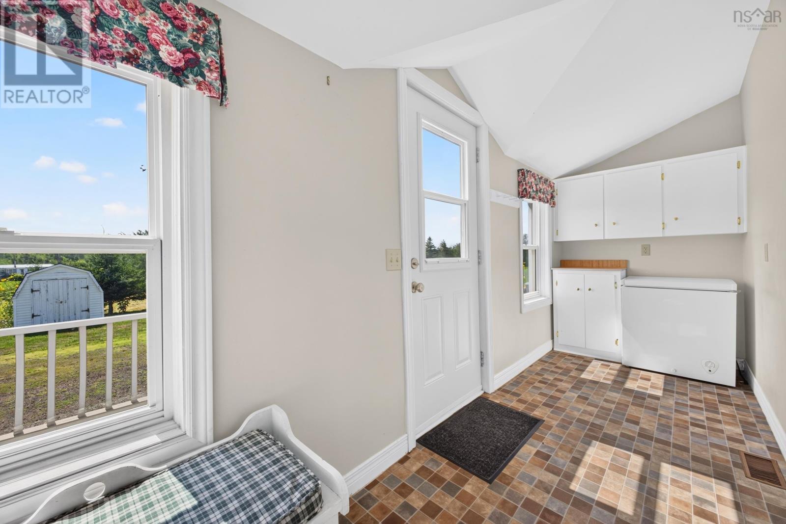 4302 Highway 6 Property Photo 25