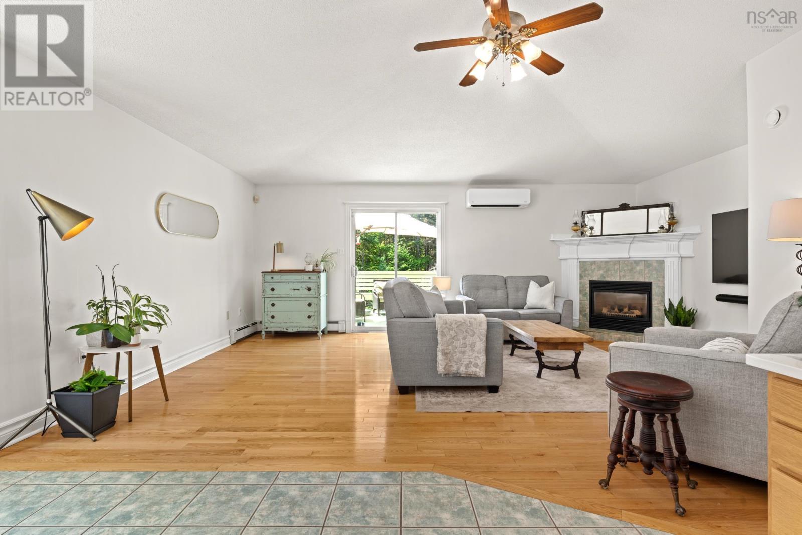 202 Glen Arbour Way Property Photo 12