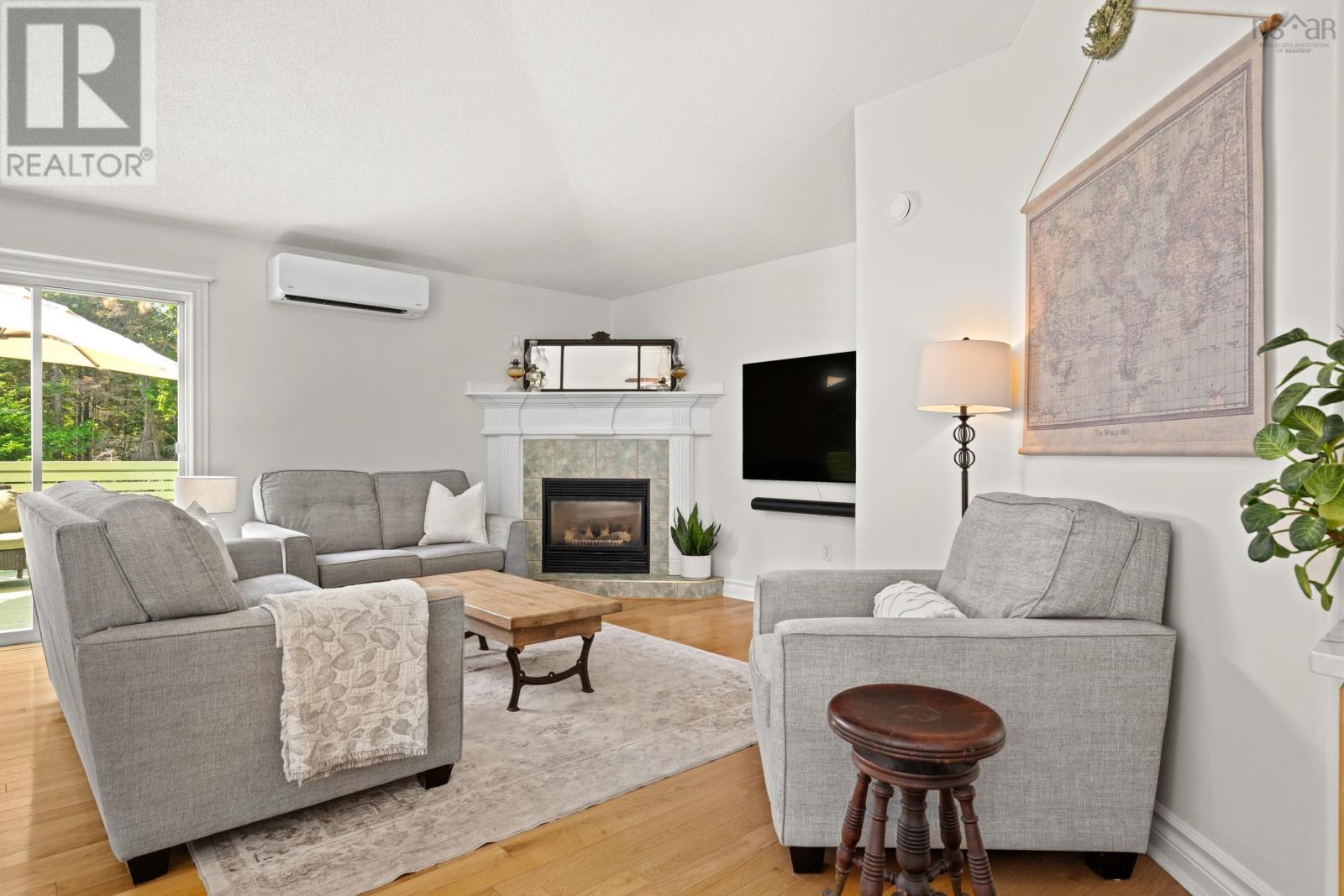 202 Glen Arbour Way Property Photo 13