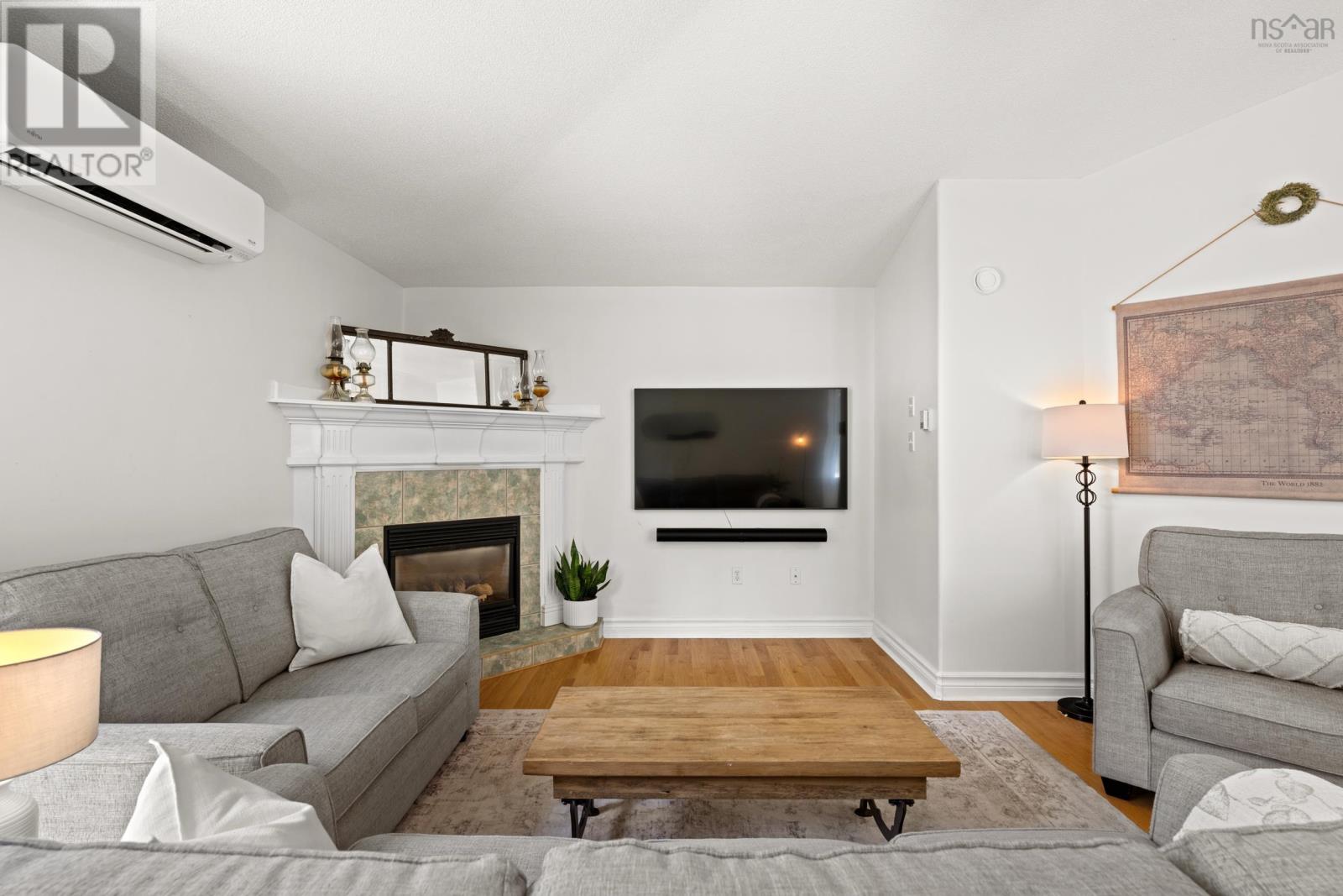 202 Glen Arbour Way Property Photo 14