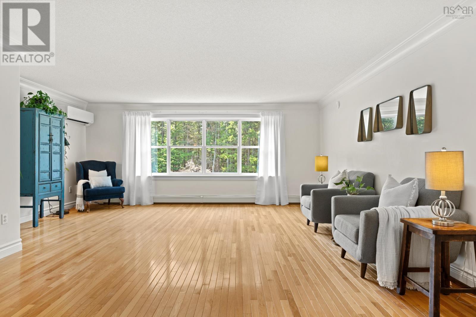 202 Glen Arbour Way Property Photo 18