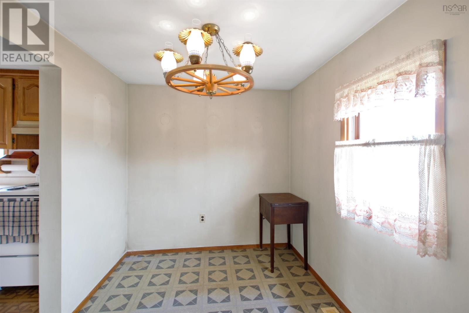 4704 Highway 1 Property Photo 6