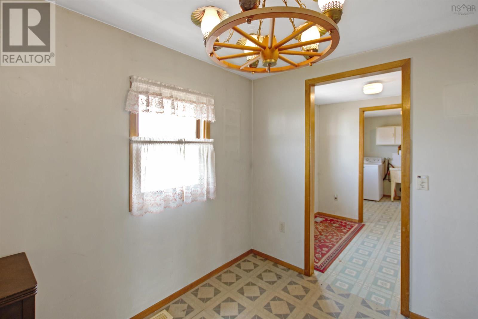 4704 Highway 1 Property Photo 7