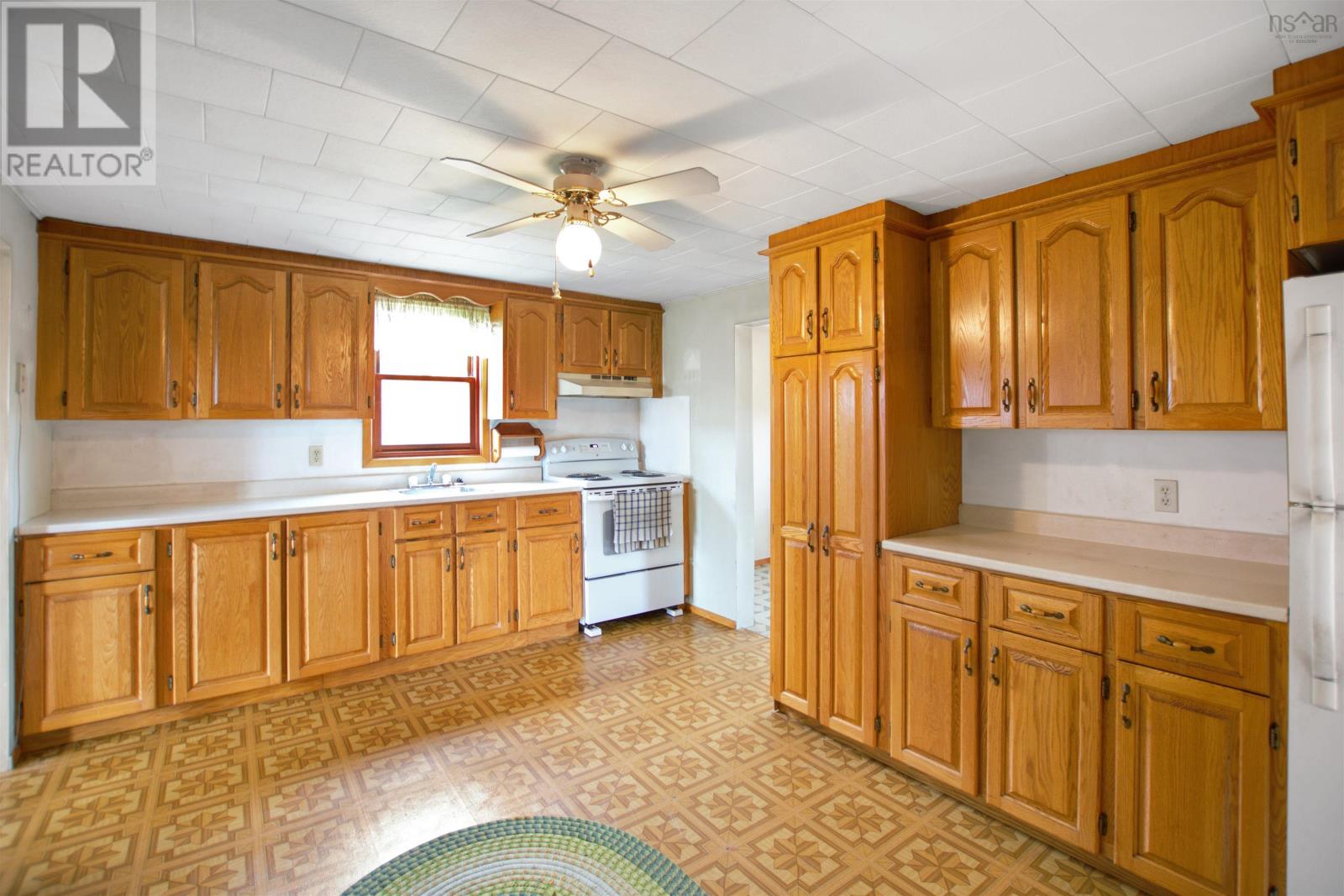 4704 Highway 1 Property Photo 8