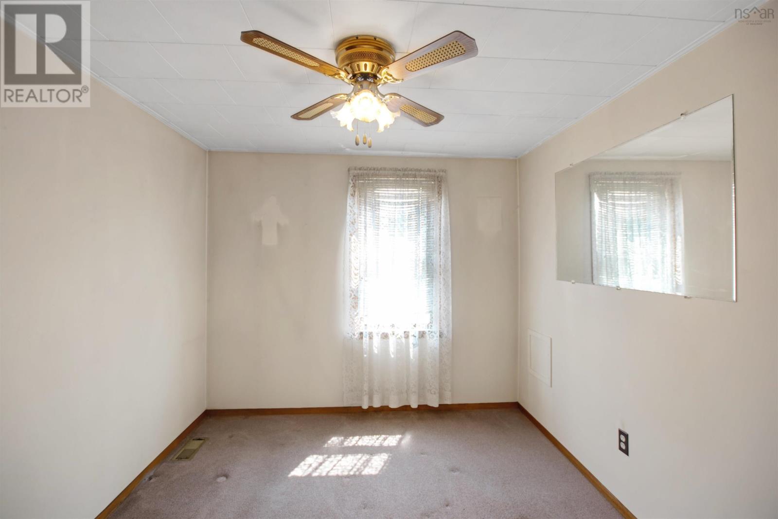 4704 Highway 1 Property Photo 11