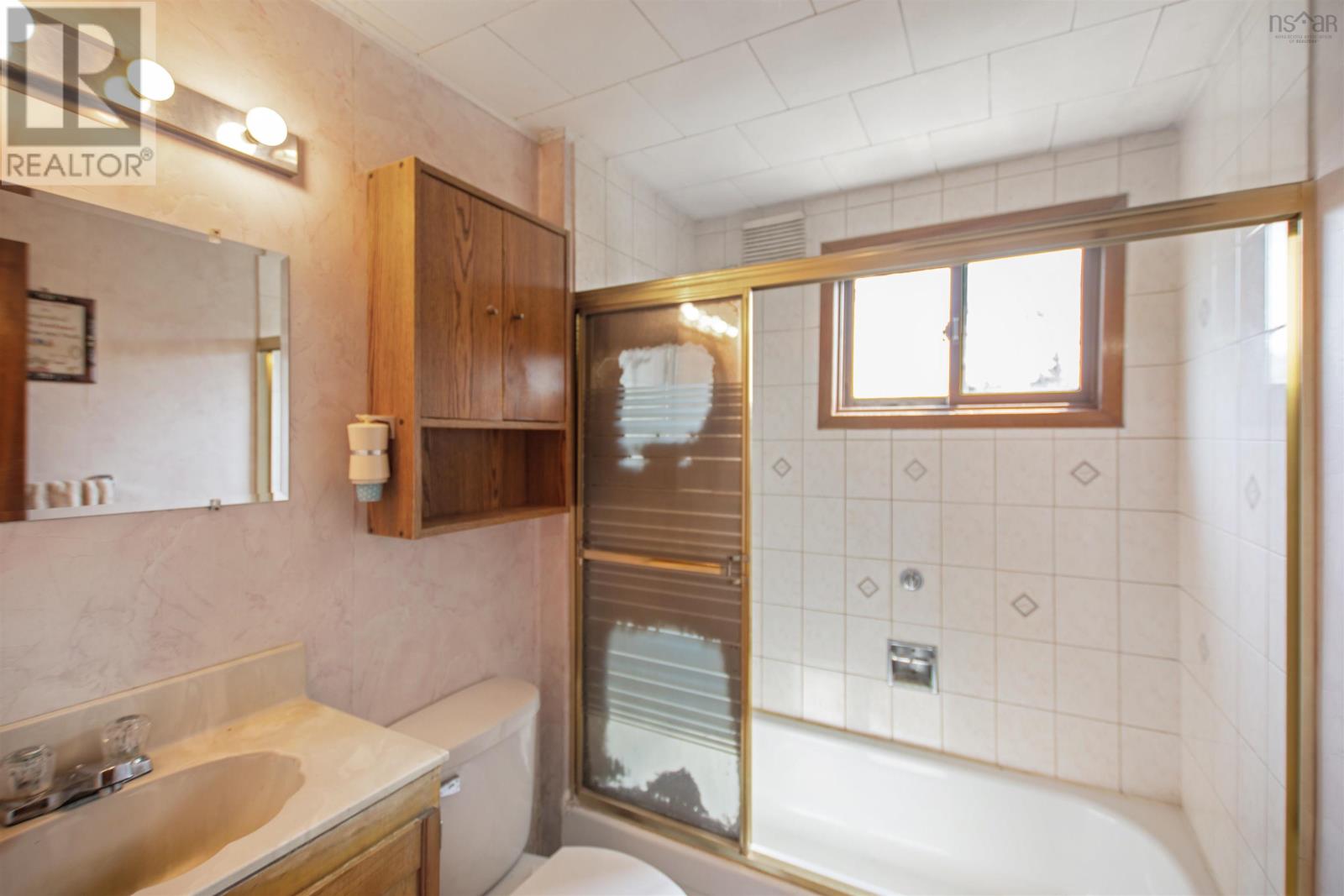 4704 Highway 1 Property Photo 13