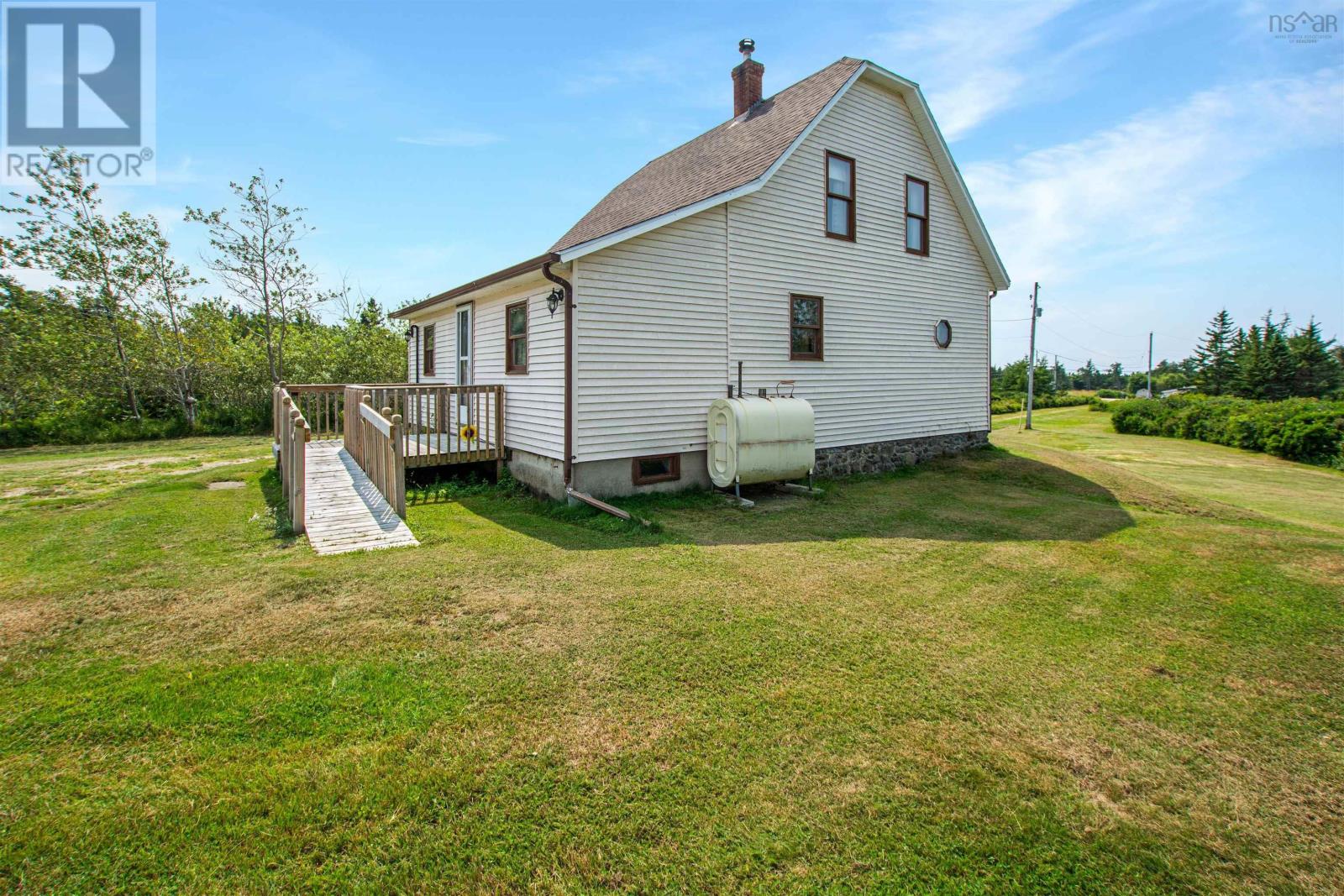 4704 Highway 1 Property Photo 33