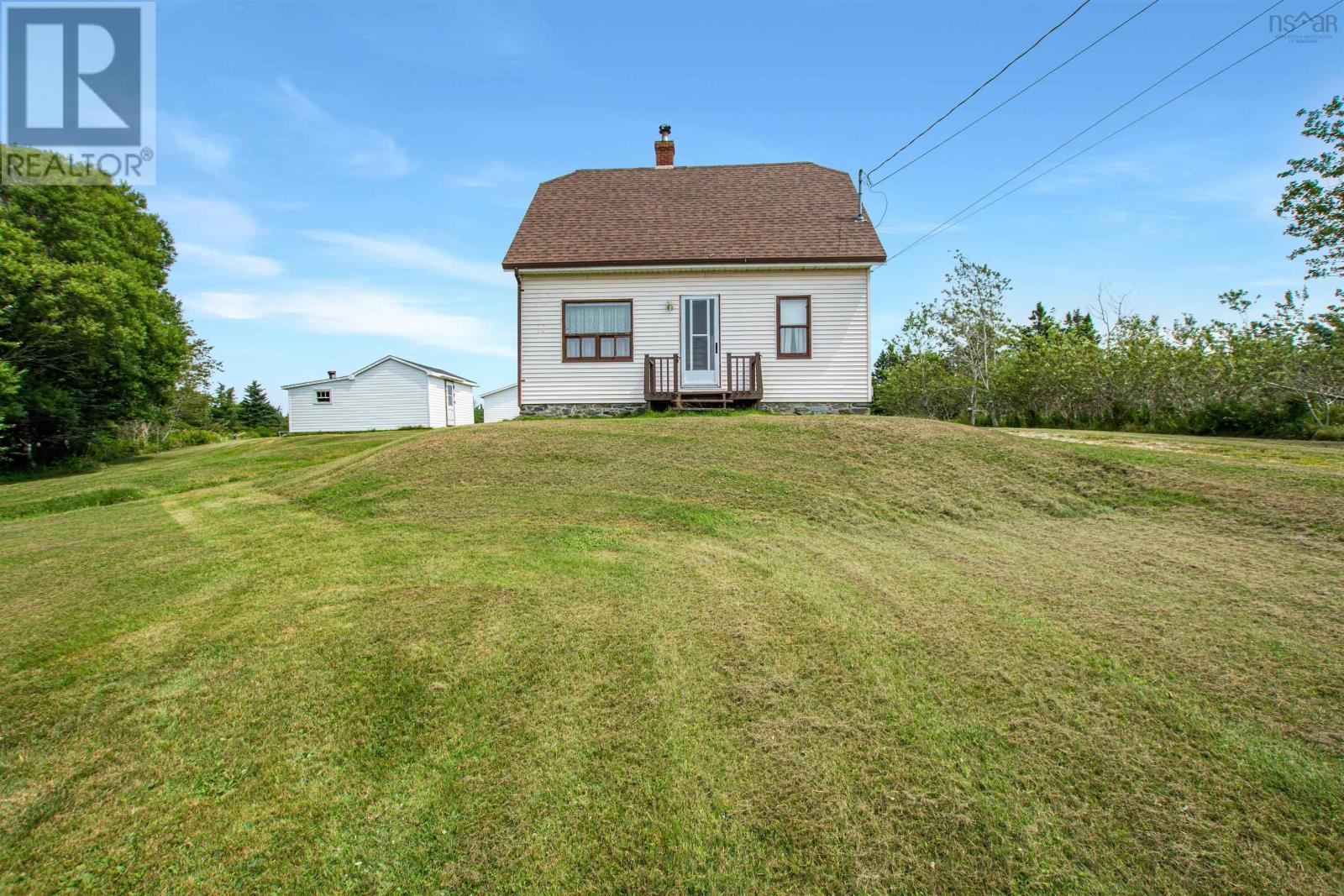 4704 Highway 1 Property Photo 35