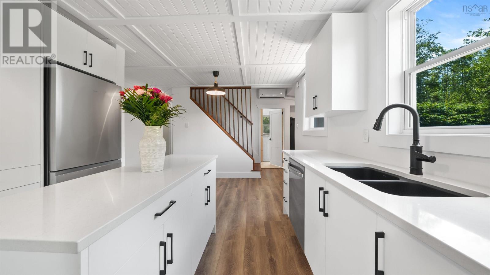 379 Bissett Road