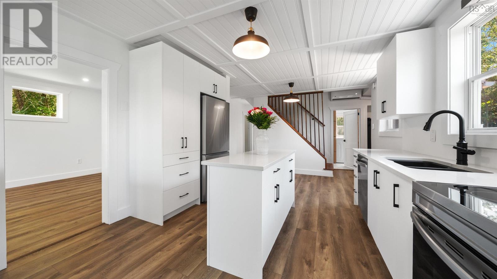 379 Bissett Road Property Photo 19