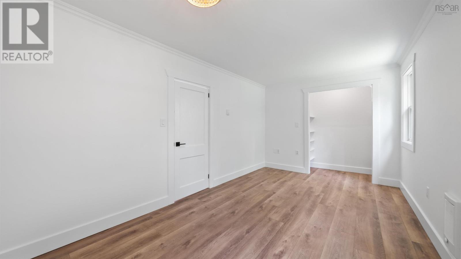 379 Bissett Road Property Photo 27
