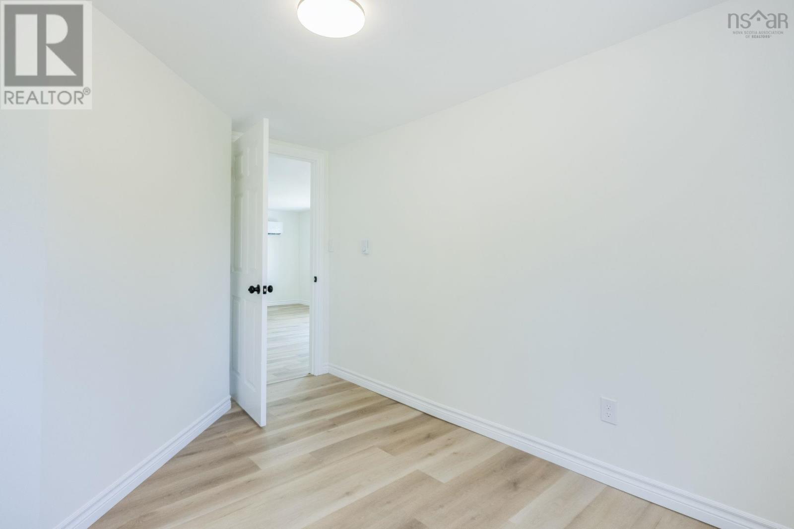 638 Port Lorne Road Property Photo 17