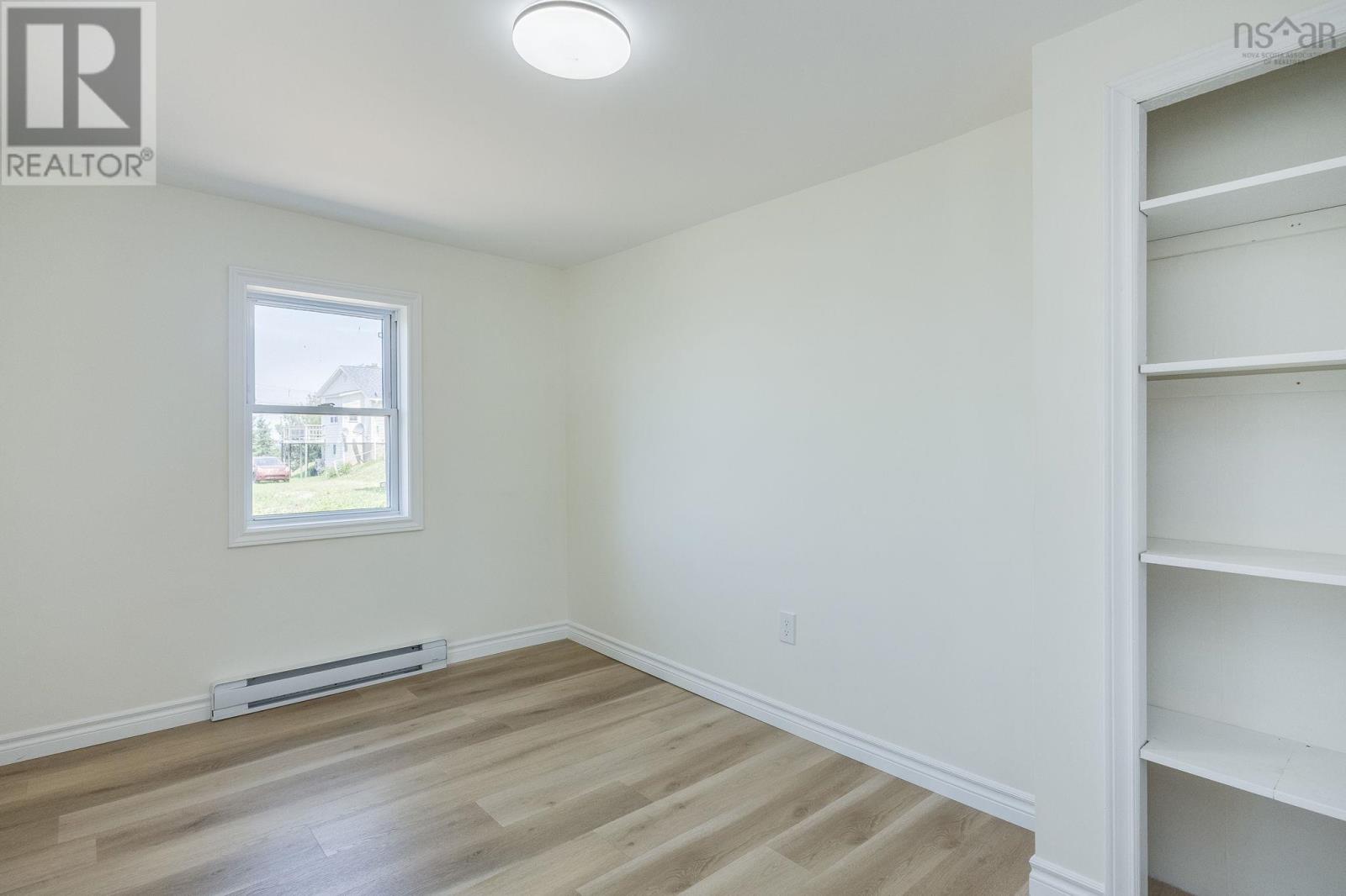 638 Port Lorne Road Property Photo 22