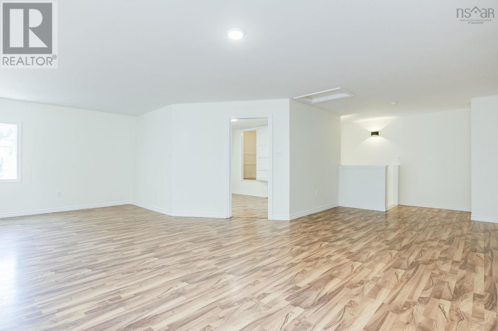 638 Port Lorne Road Property Photo 28