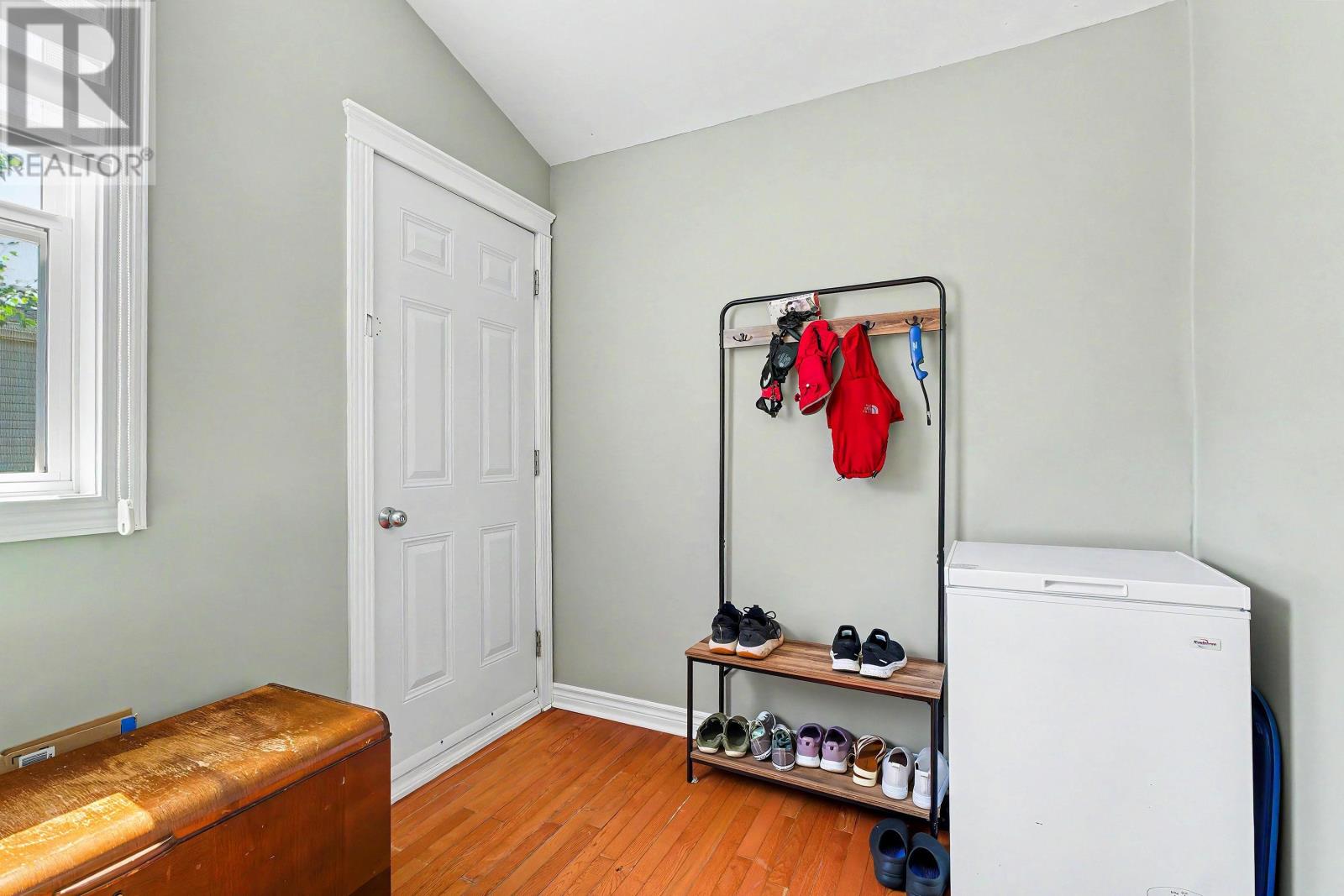 24 Dale Drive Property Photo 3