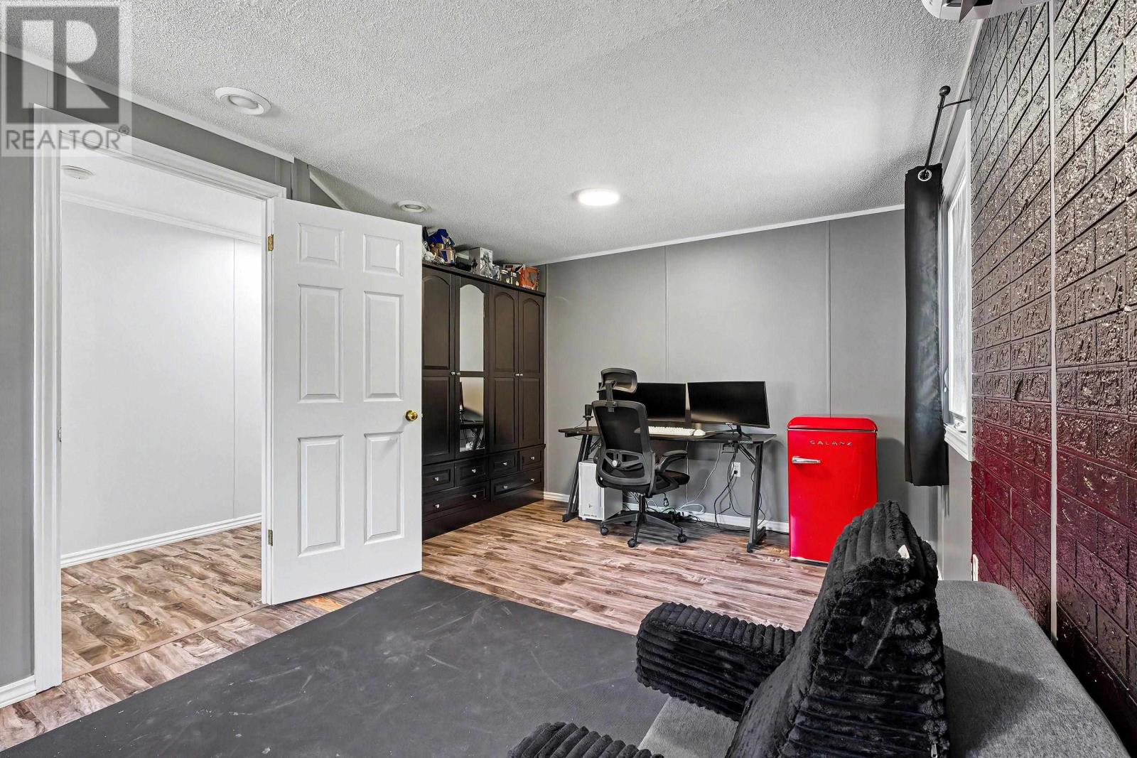 24 Dale Drive Property Photo 19