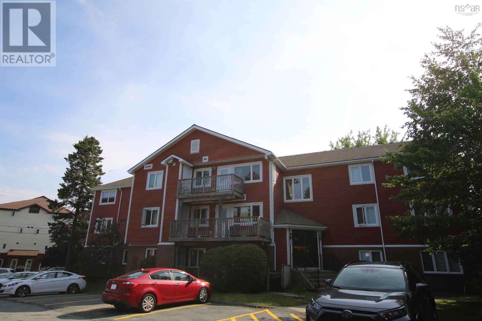 301 30 Attenborough Court