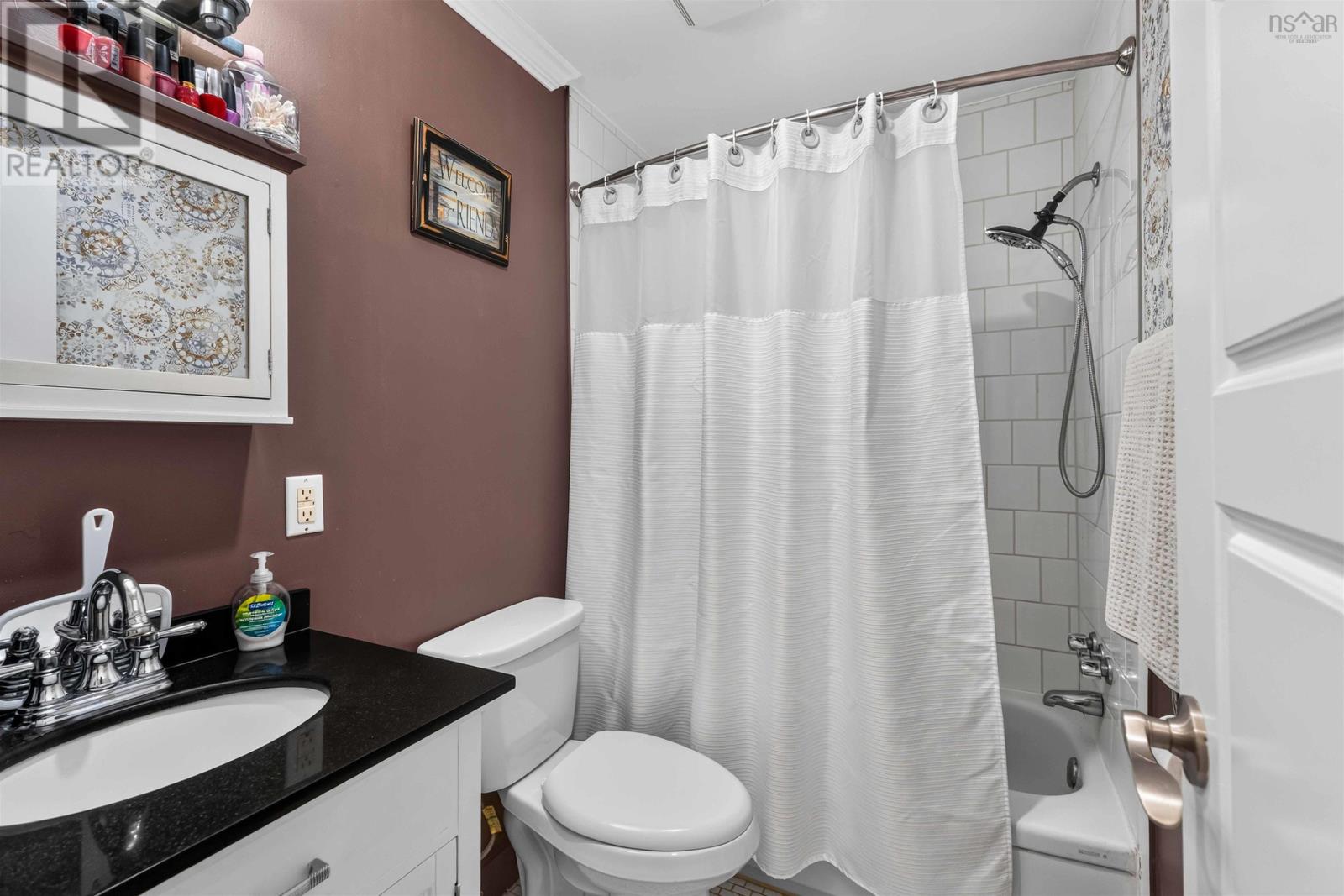130 Sunset Crescent Property Photo 14