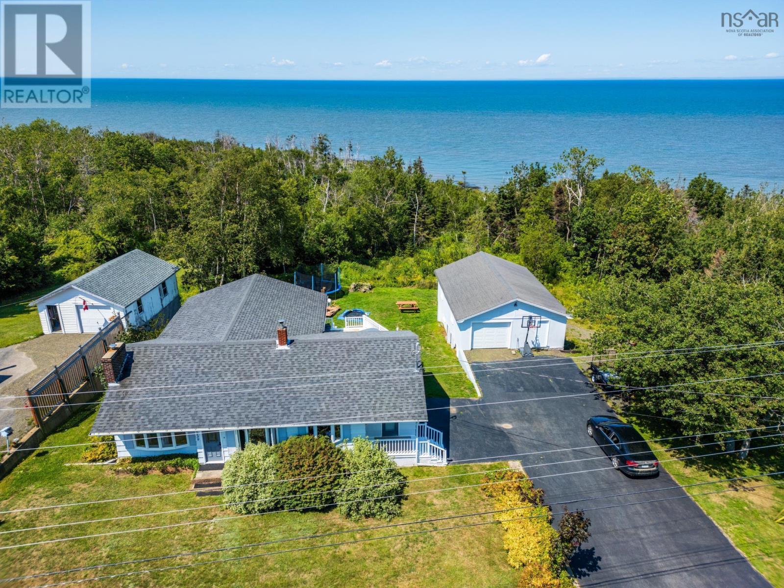 3739 Shore Road W Property Photo 1