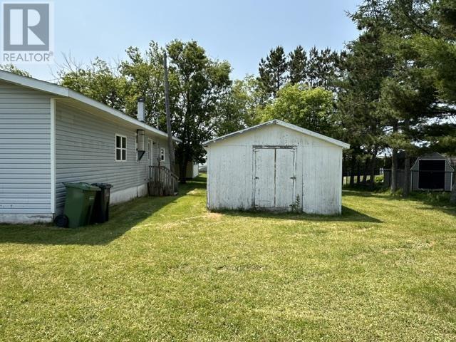 733 Cardinal Property Photo 5