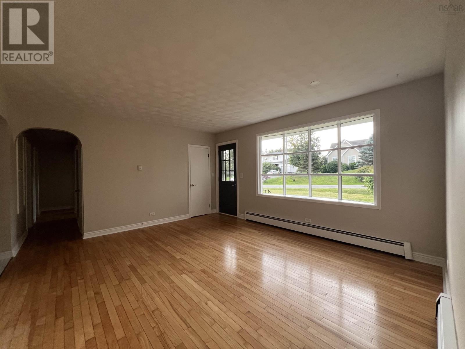 86 Tideview Drive Property Photo 5