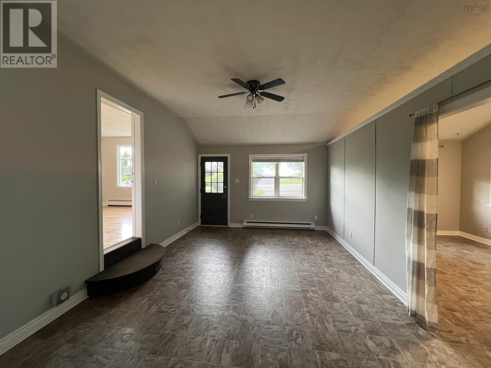 86 Tideview Drive Property Photo 7