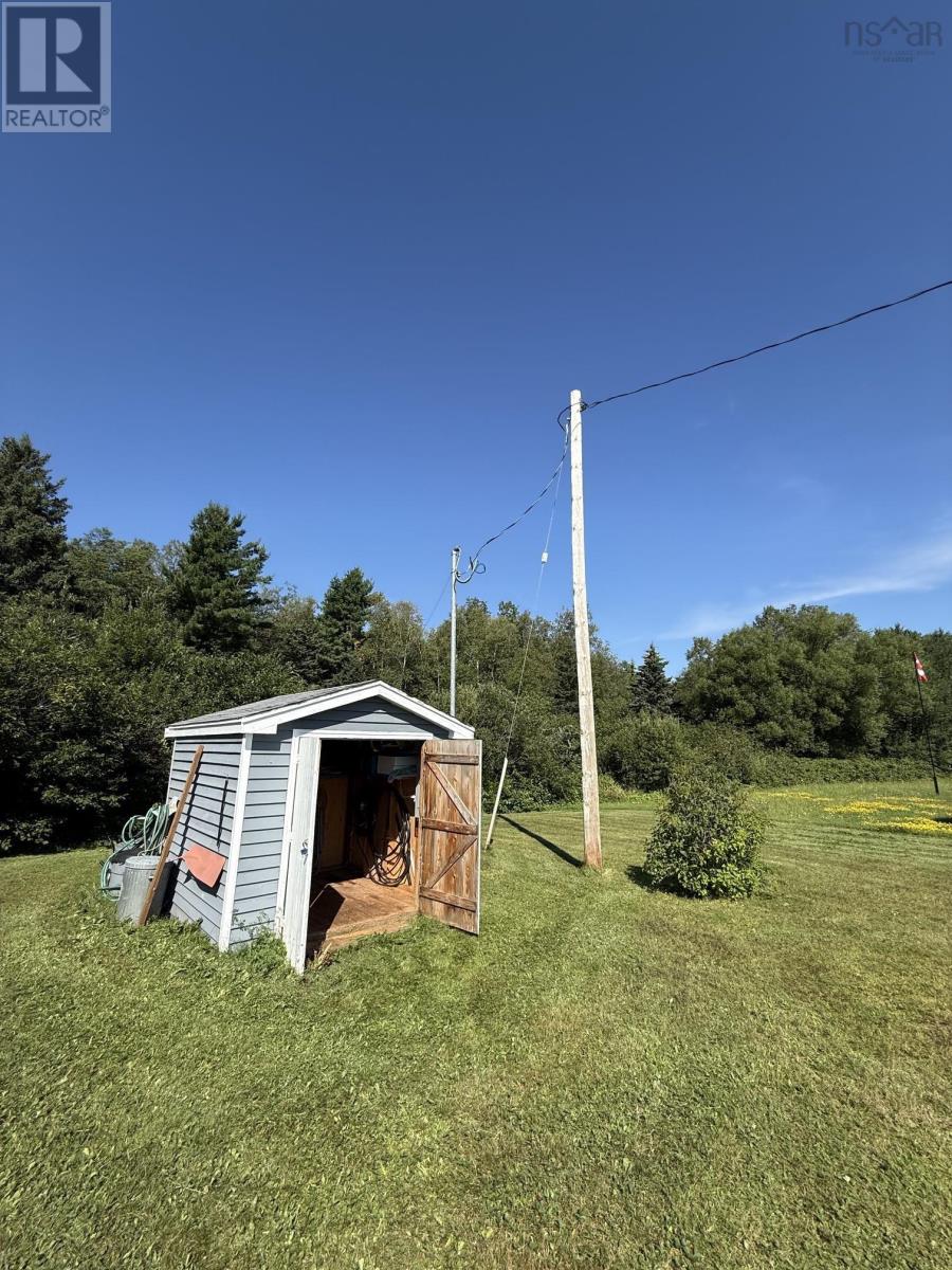 8205 Highway 311 Property Photo 9