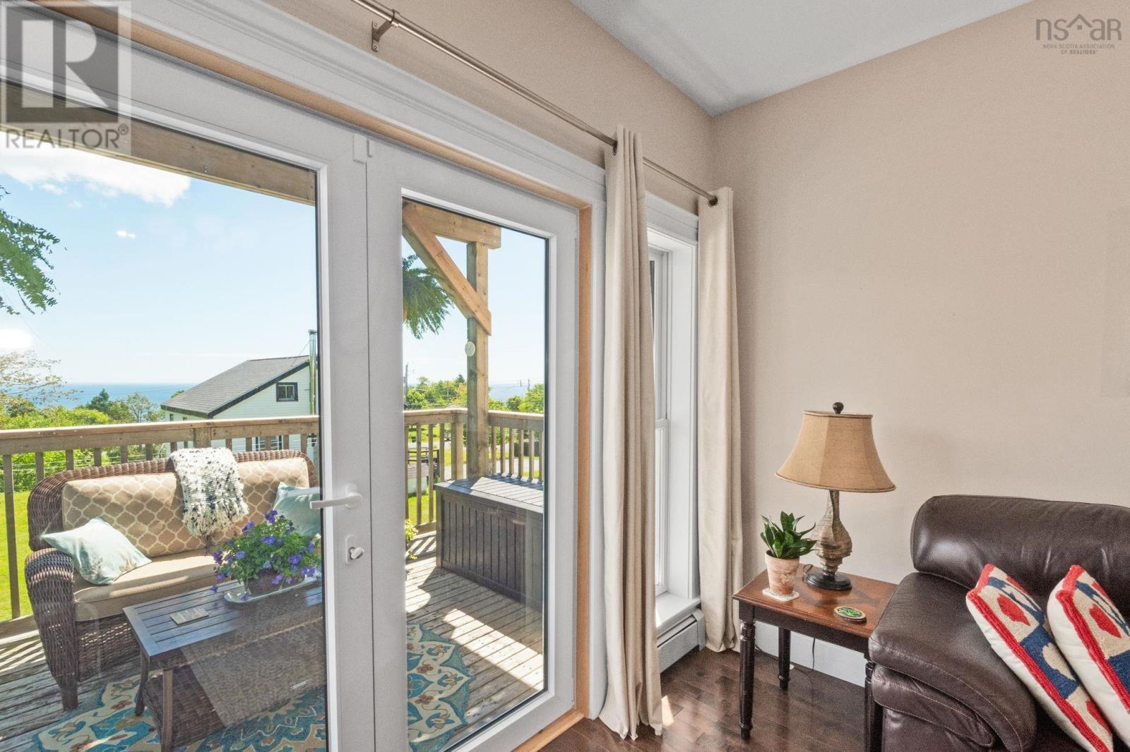 7 Florence Street Property Photo 15