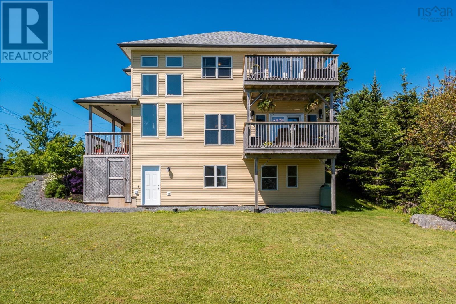 7 Florence Street Property Photo 33