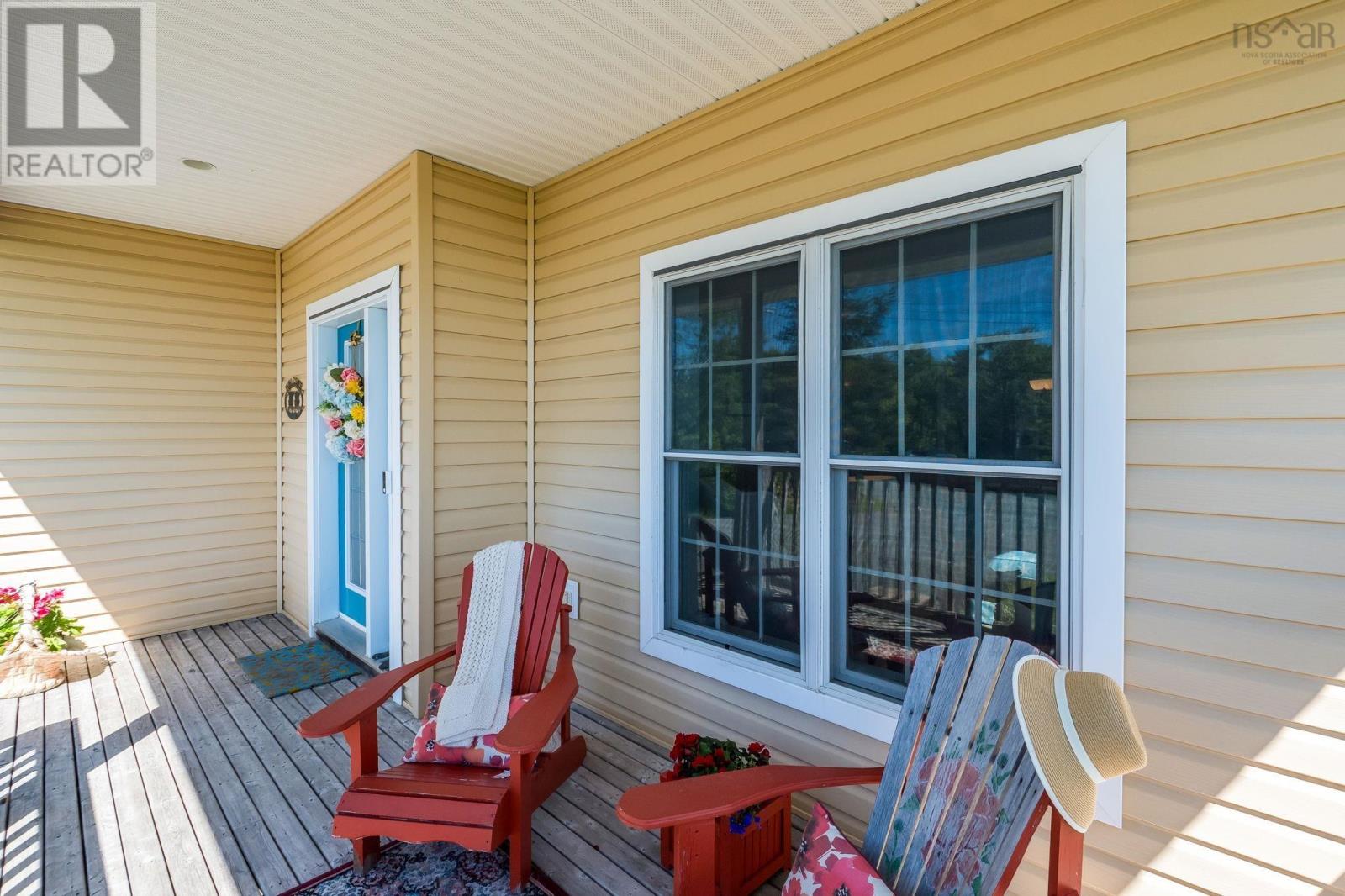 7 Florence Street Property Photo 38