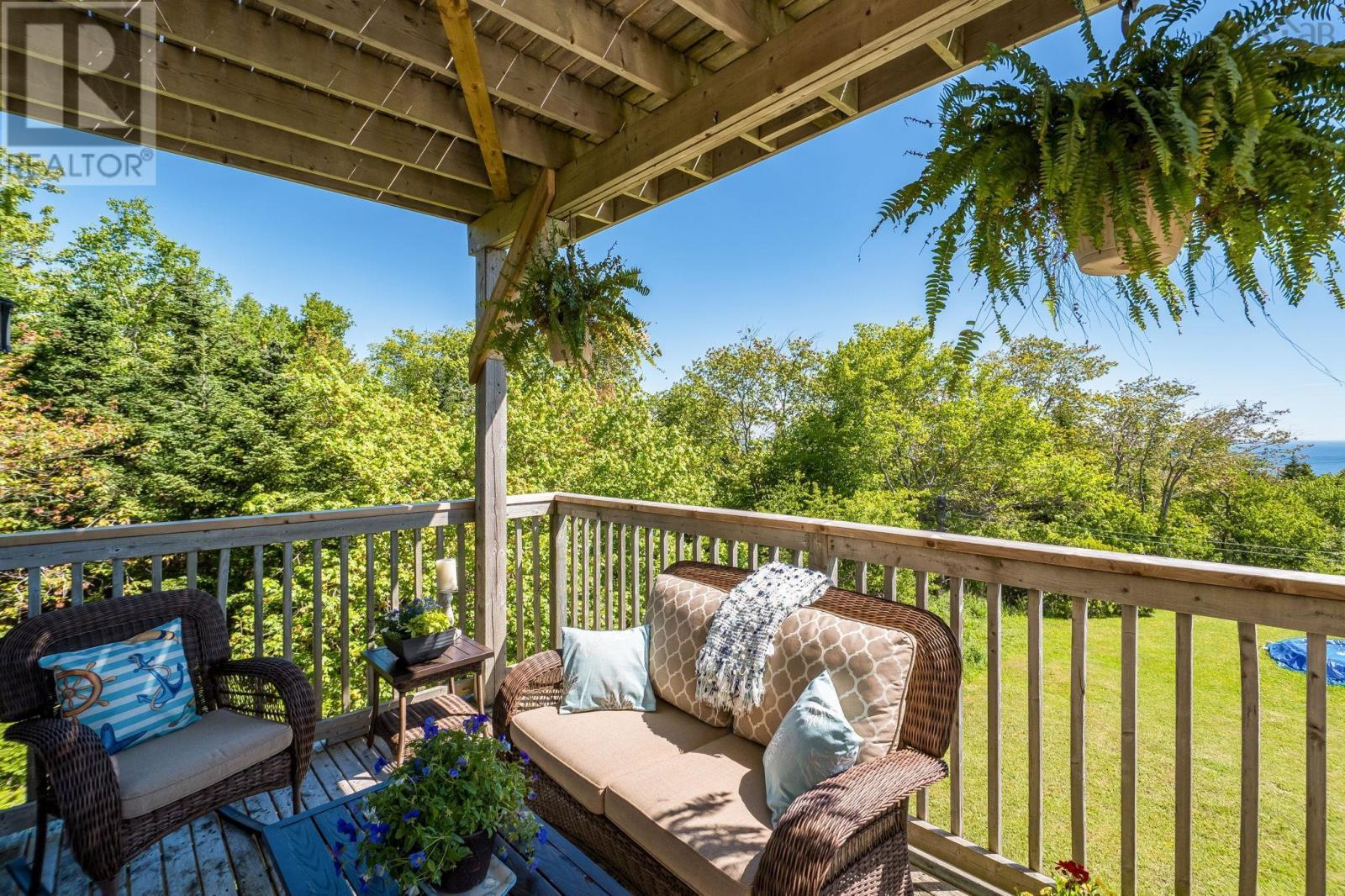 7 Florence Street Property Photo 43