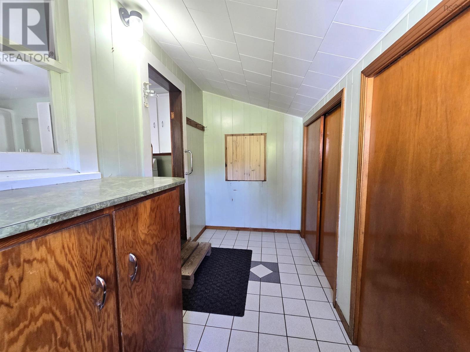 463 Levi Hebb Road Property Photo 5