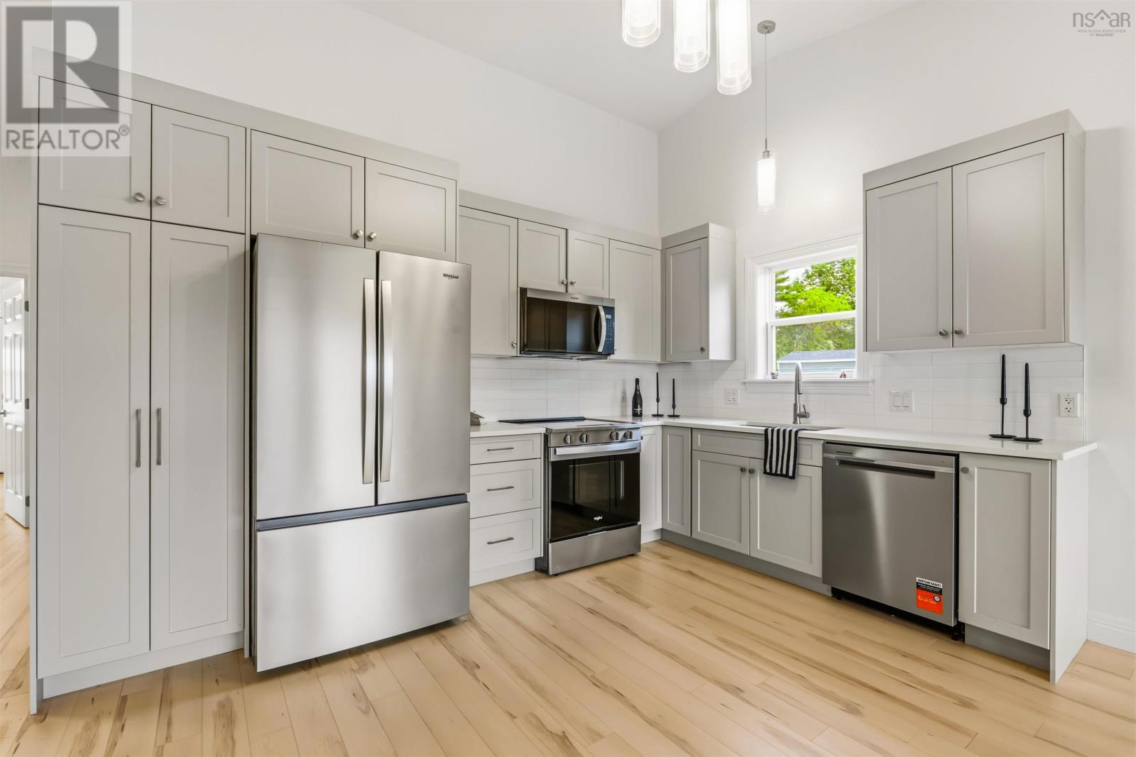 11 Summer Hill Place Property Photo 1