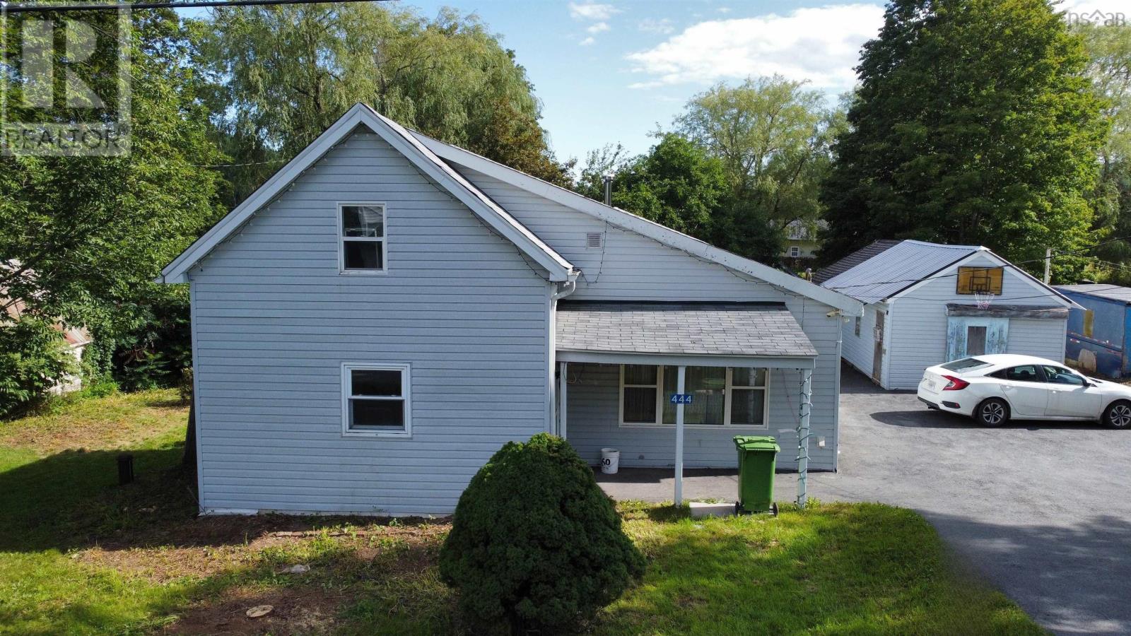 444 Ellershouse Road Property Photo 1
