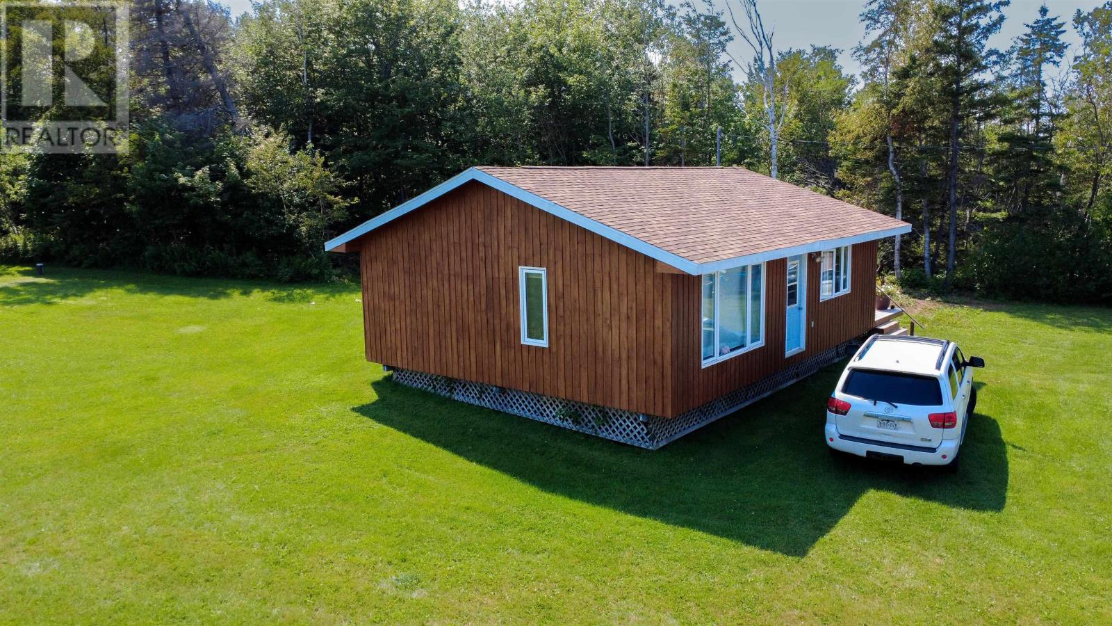 8947 Cavendish Road Property Photo 9
