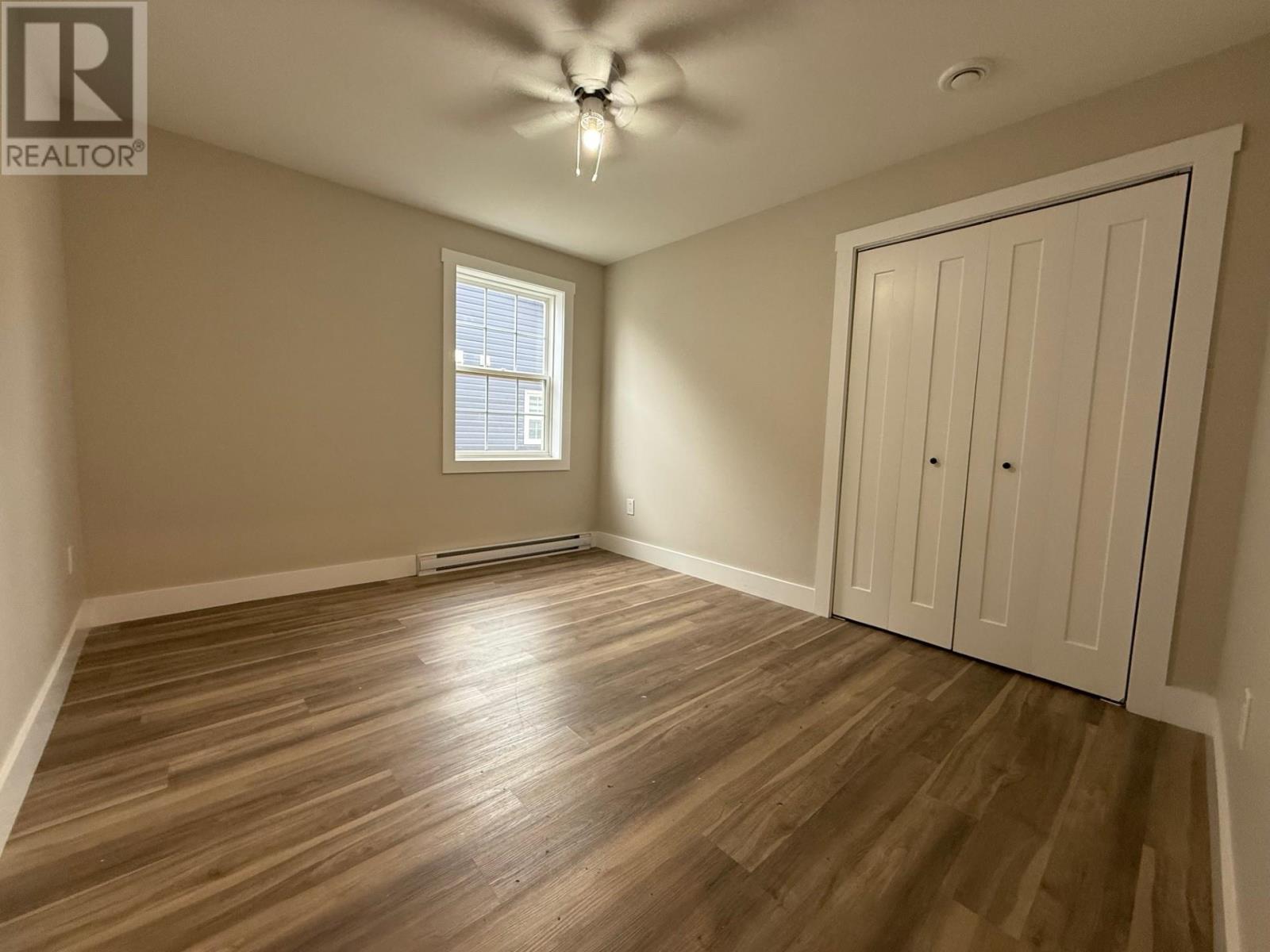 22 Starlite Street Property Photo 8