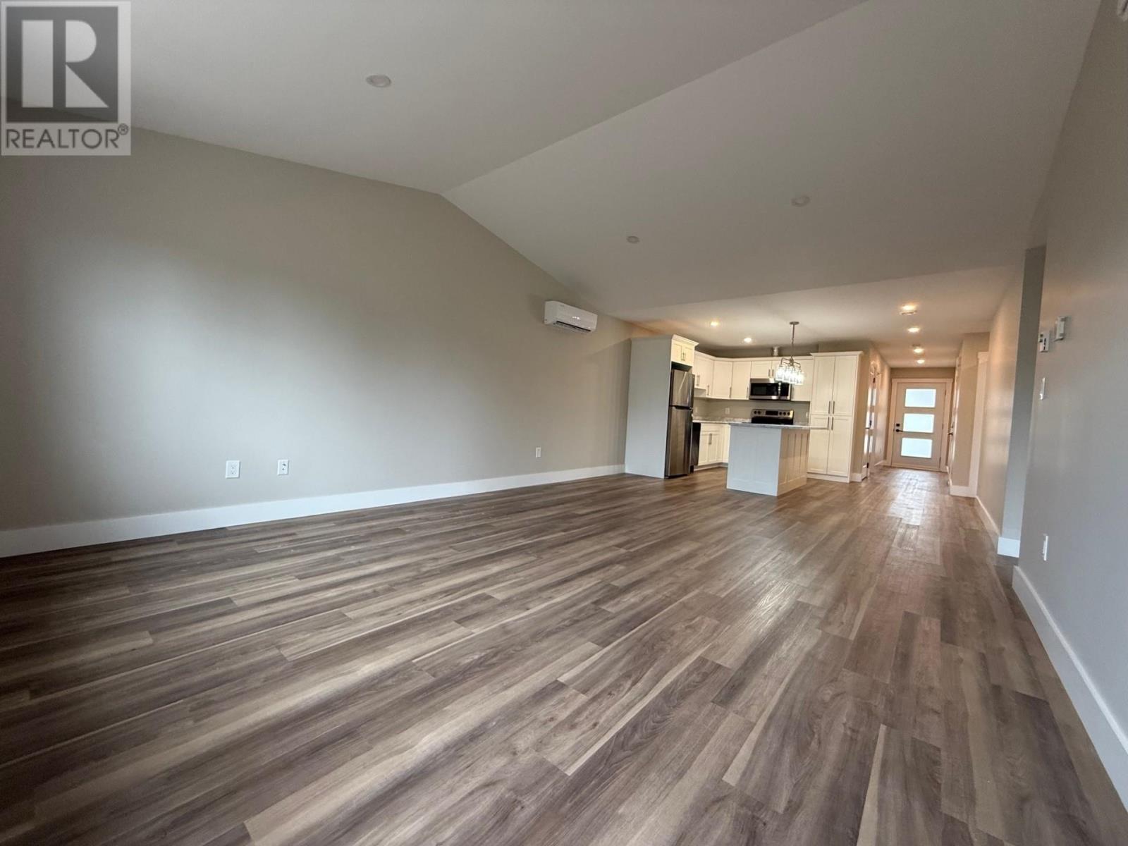 22 Starlite Street Property Photo 11