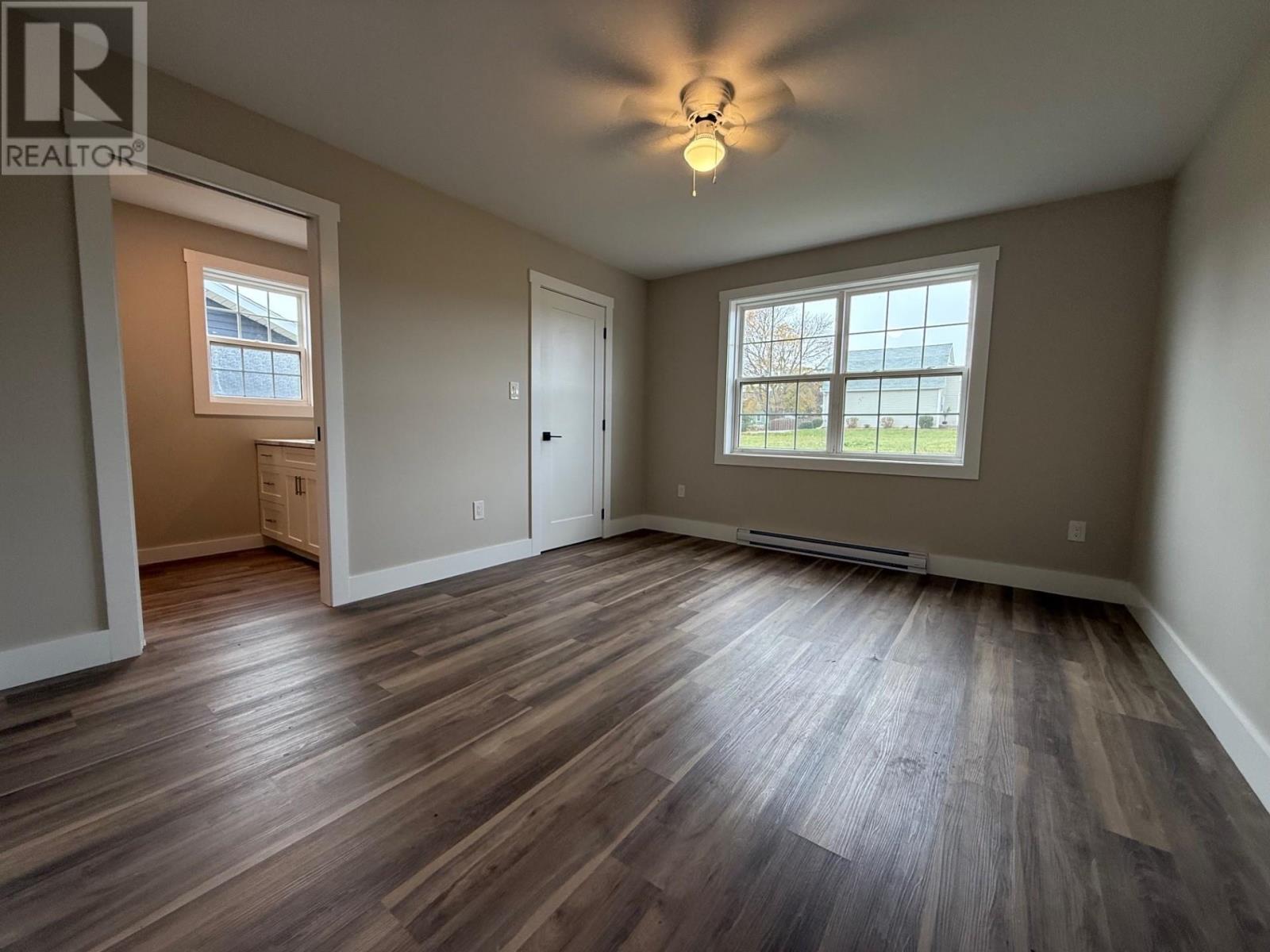 22 Starlite Street Property Photo 12
