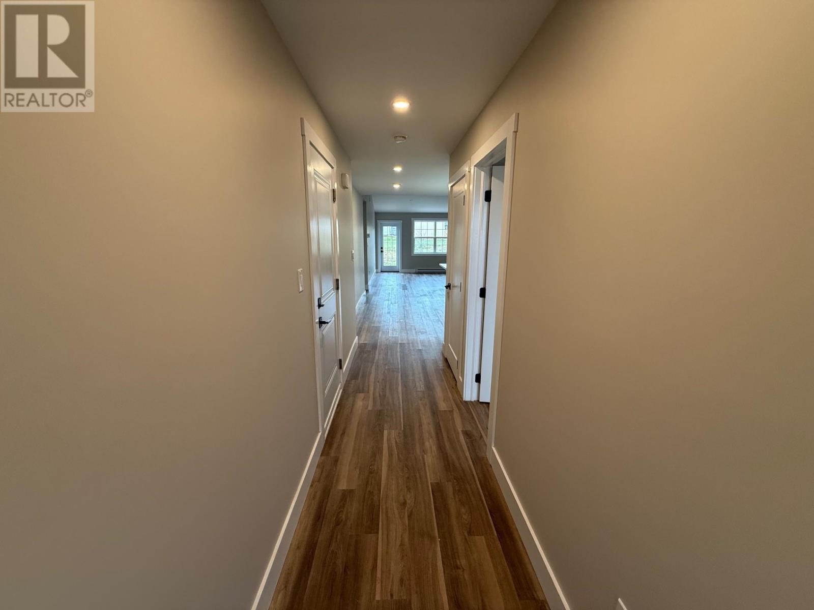 22 Starlite Street Property Photo 16