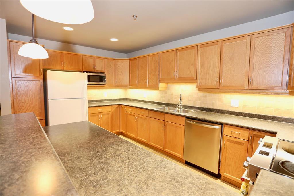 208 280 Fairhaven Road Property Photo 8