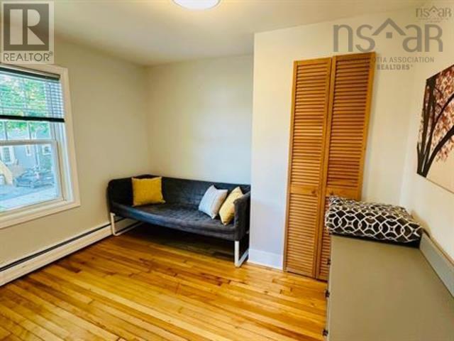 2079 & 2081 Poplar Street Property Photo 19